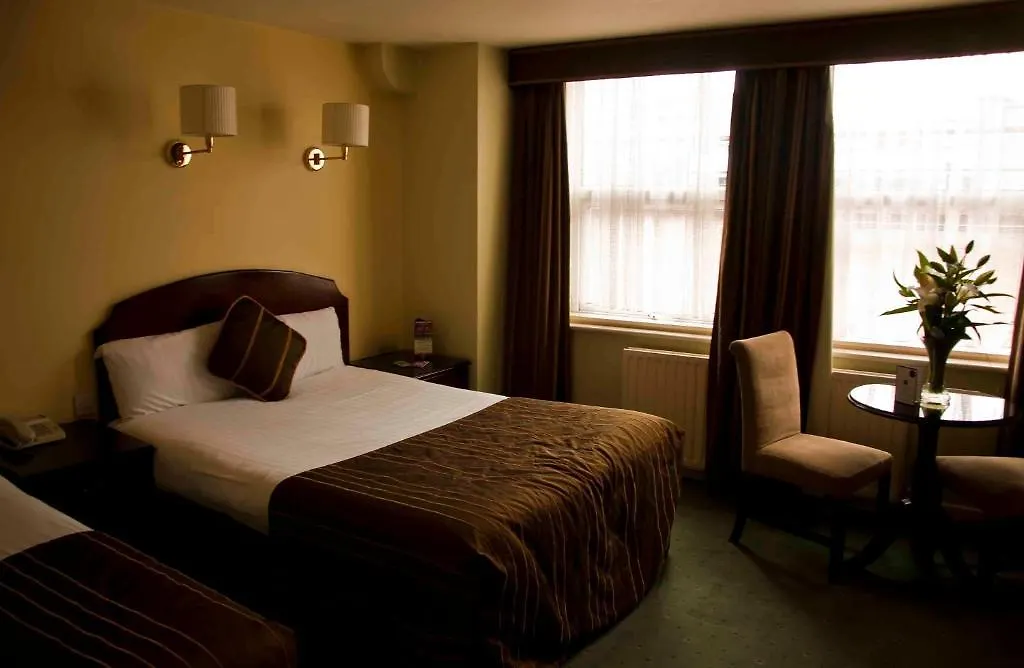 Parliament Hotel Dublin 3*,  Ireland
